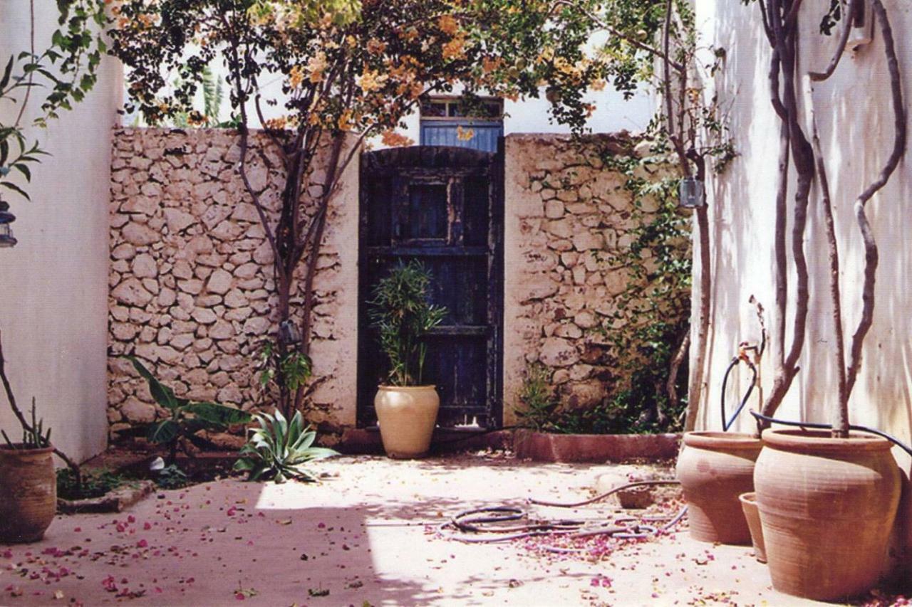 Casa De La Buganvilla Rodalquilar Eksteriør billede